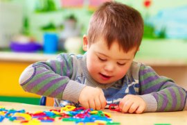 Otizmi Fark Etmek ��in En Belirgin �zellikler